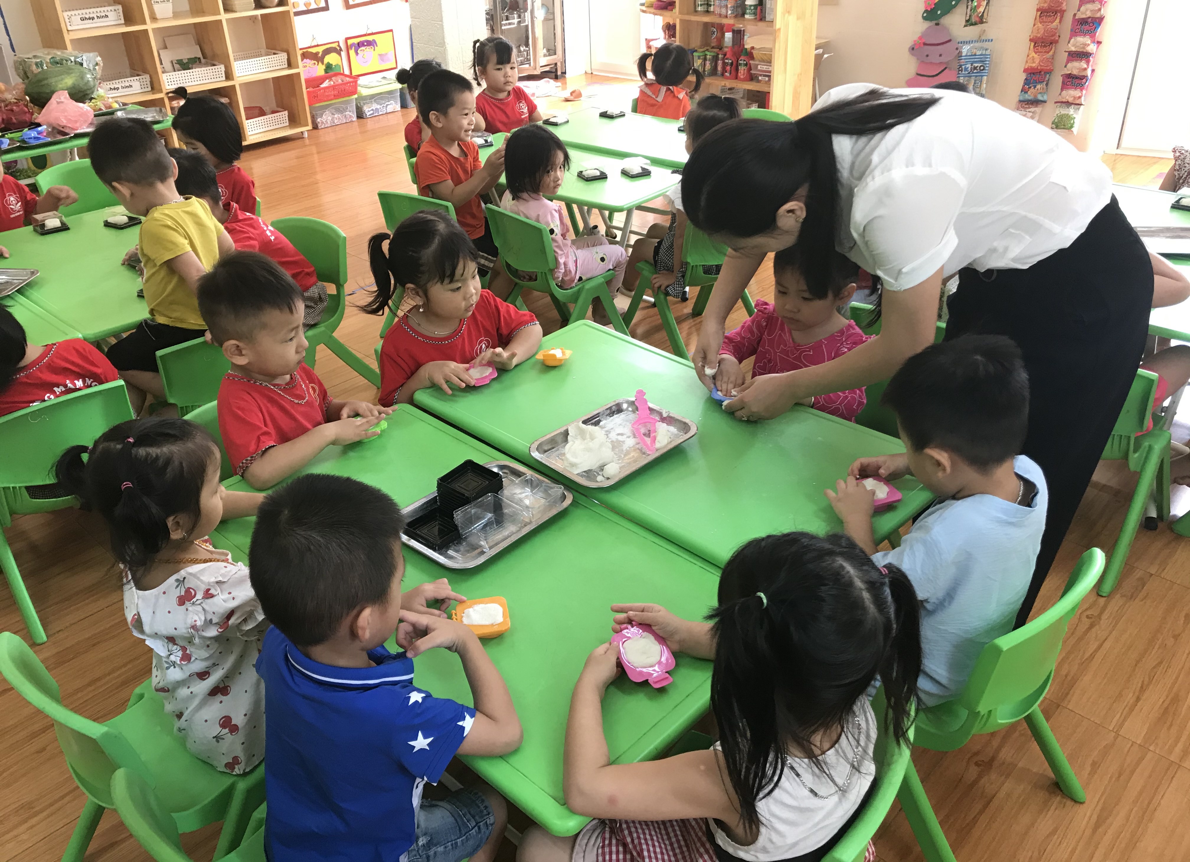 Các bé trường Mầm non Vân Nội, Đông Anh (Hà Nội) hào hứng với những giờ học, hoạt động mỗi ngày tới trường