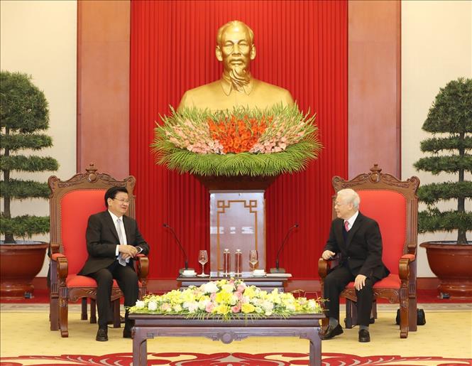 Tổng Bí thư, Chủ tịch nước Nguyễn Phú Trọng tiếp Thủ tướng Lào Thongloun Sisoulith. Ảnh: Trí Dũng/TTXVN