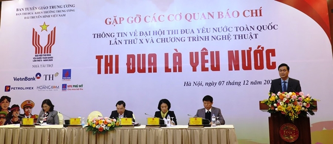 Đồng chí Phạm Huy Giang, Trưởng Ban Thi đua – Khen thưởng Trung ương thông tin tại buổi gặp gỡ các cơ quan báo chí. 