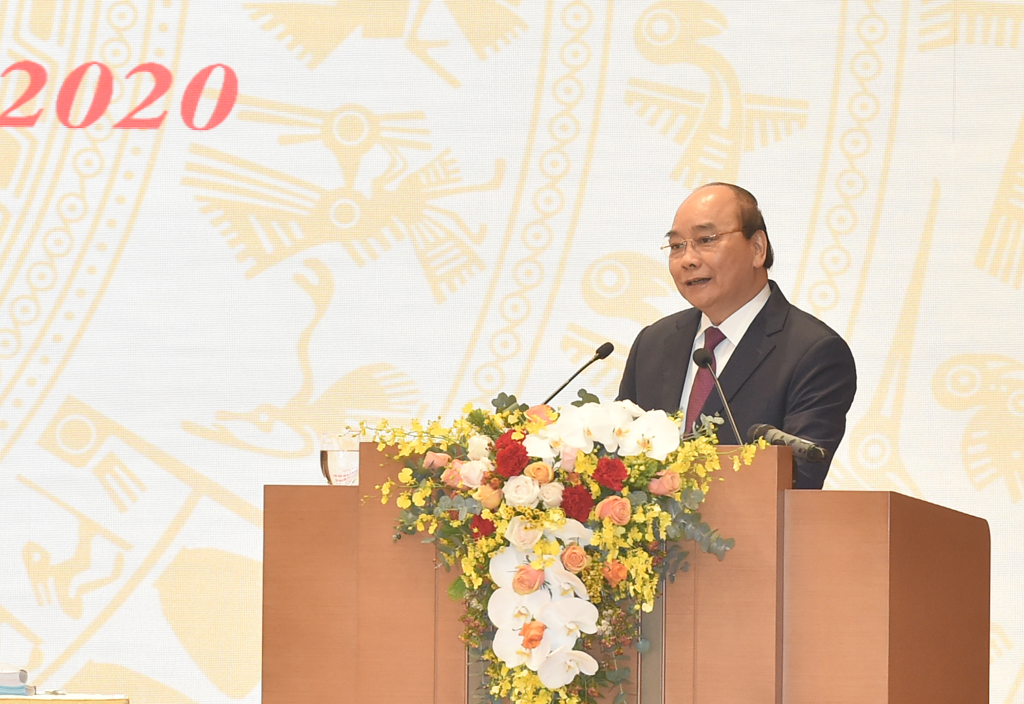 Thủ tướng Nguyễn Xuân Phúc phát biểu khai mạc Hội nghị. Ảnh: VGP