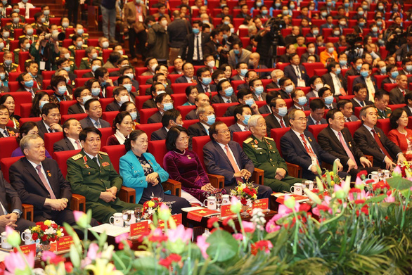 Các đồng chí lãnh đạo, nguyên lãnh đạo Đảng, Nhà nước tham dự Đại hội (Ảnh TTX Việt Nam)