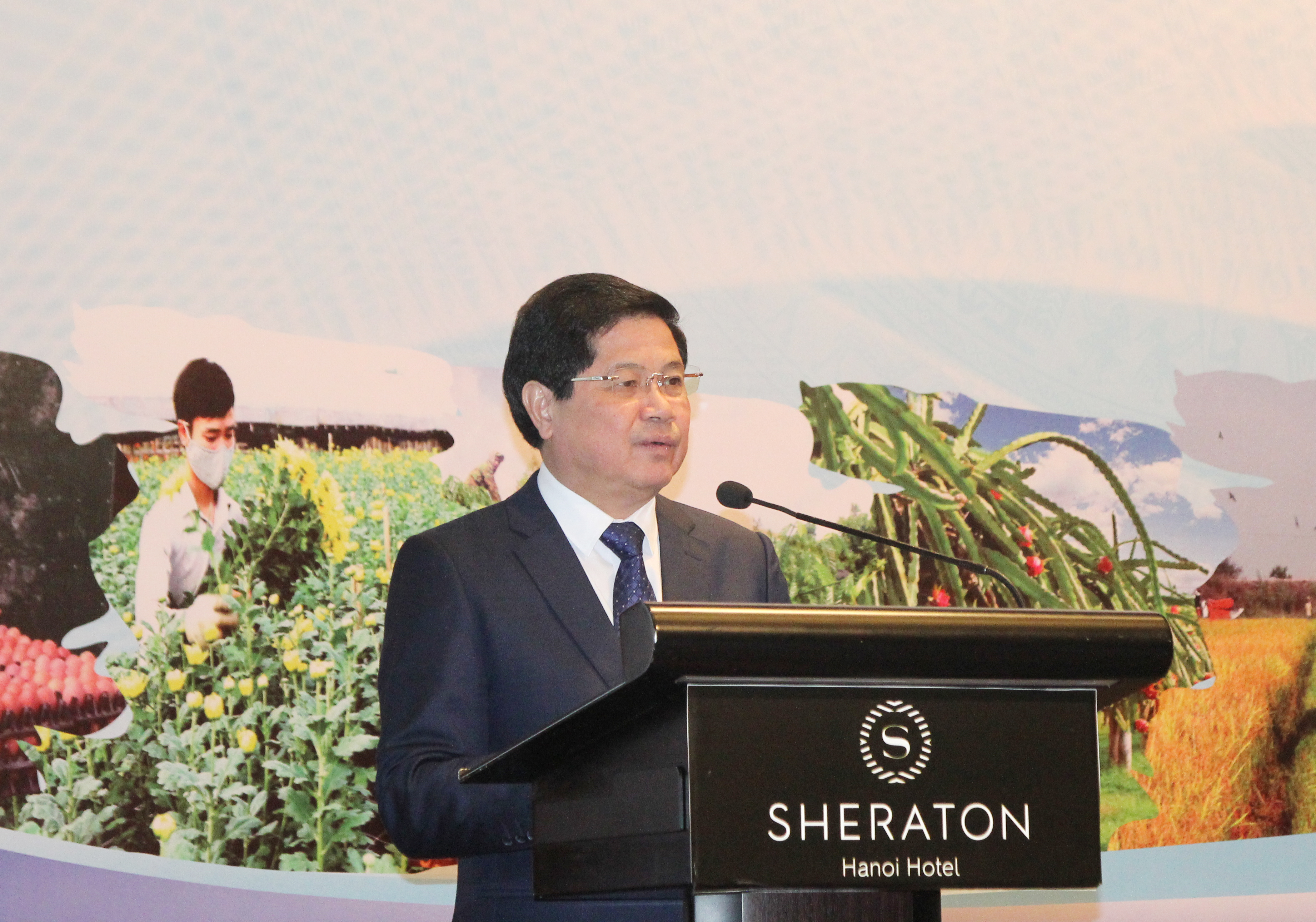 Ông Lê Quốc Doanh, Thứ trưởng Bộ Nông nghiệp và Phát triển nông thôn phát biểu khai mạc Hội nghị.