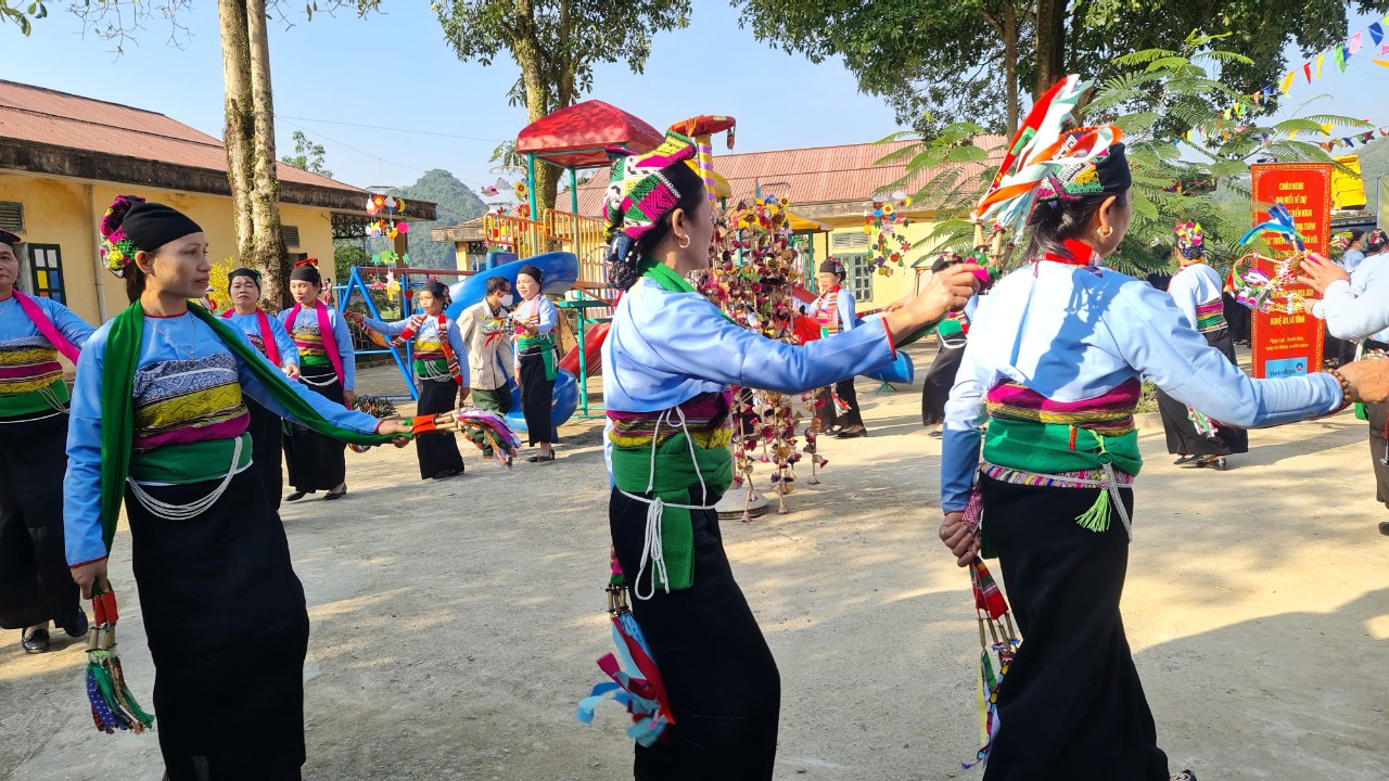 Đồng bào các dân tộc Thanh Hóa luôn ý thức bảo vệ, phát huy giá trị di sản văn hóa truyền thống