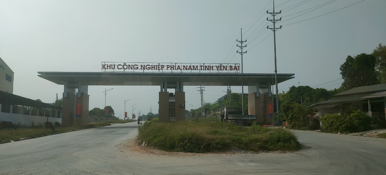Cổng chào của Khu công nghiệp phía Nam tỉnh Yên Bái