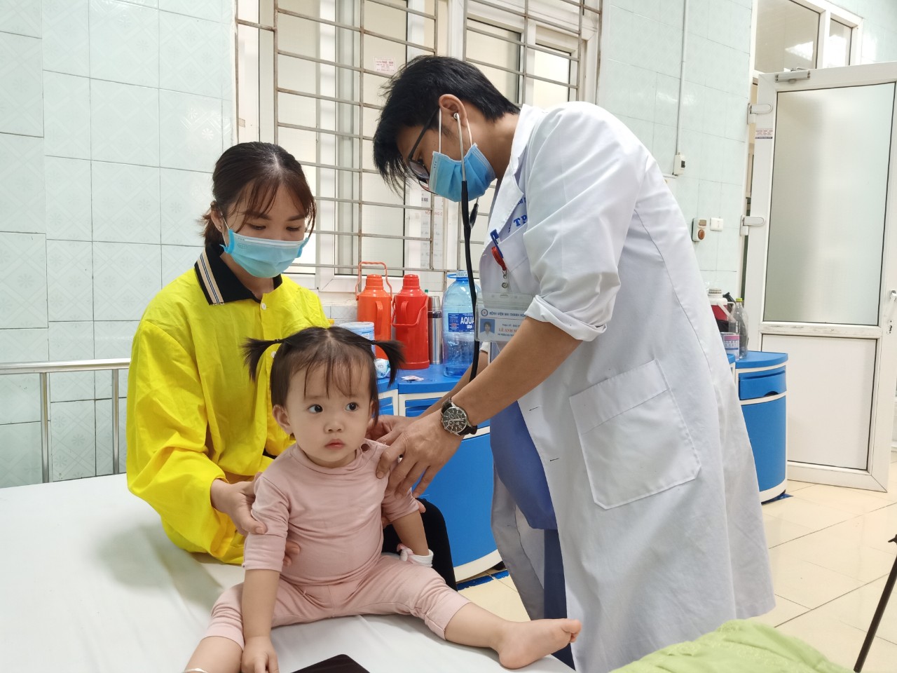 Bác sỹ Lê Anh Minh: Người “hồi sinh” cho hàng ngàn trái tim | Báo ...