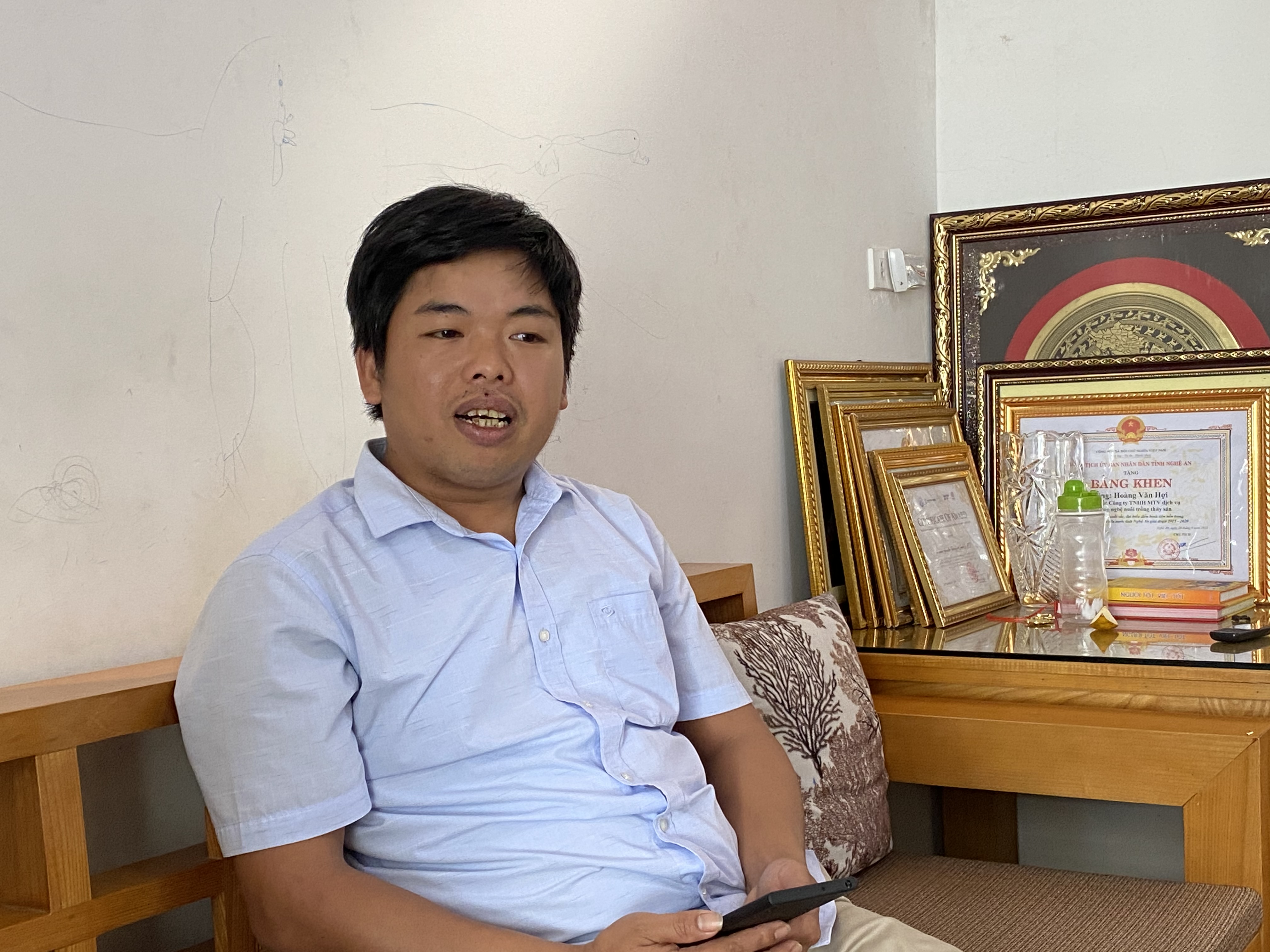 Giám đốc Hoàng Văn Hợi chia sẻ về lồng cá HDPE công nghệ Việt