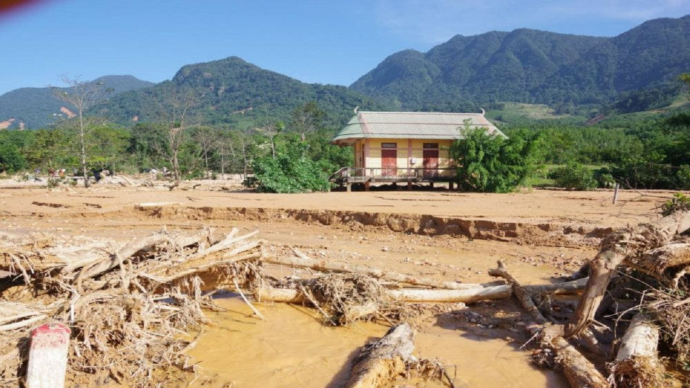 Hiện trường sạt lở đất ở xã Hướng Việt trong năm 2020