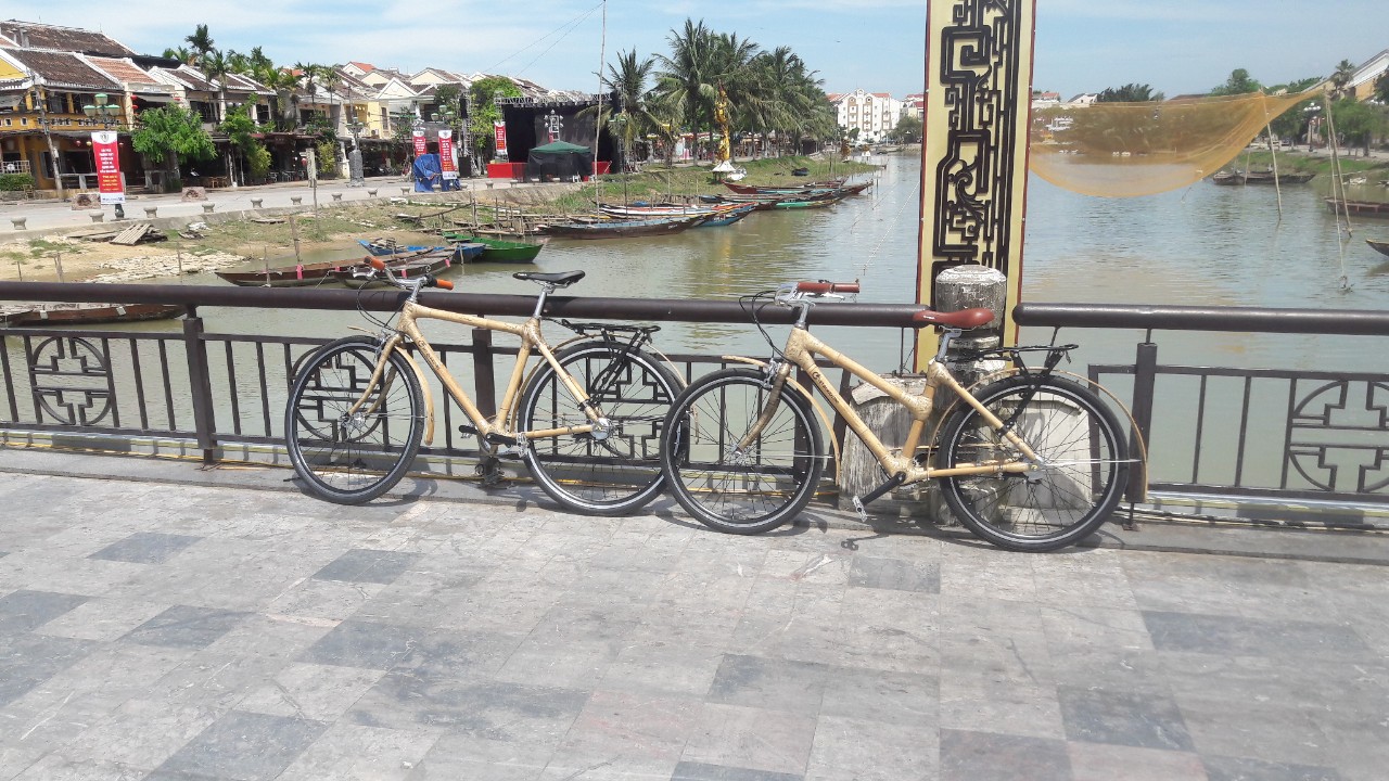 Những chiếc xe đạp bằng tre xuất khẩu được khách hàng rất ưa thích