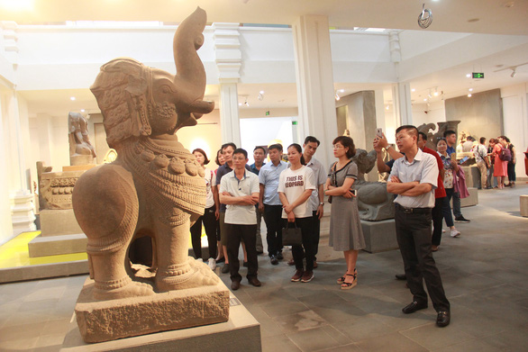Bảo vật tượng Gajasimha được trưng bày tại Bảo tàng Điêu khắc Chăm Đà Nẵng