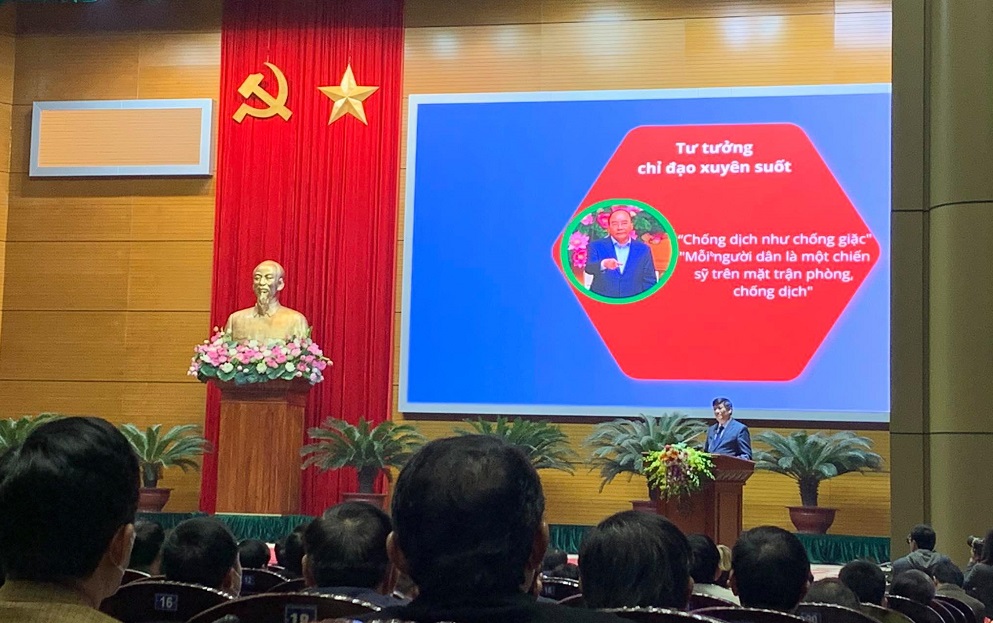 Bộ trưởng Bộ Y tế Nguyễn Thanh Long báo cáo kết quả hoạt động của ngành năm 2020.