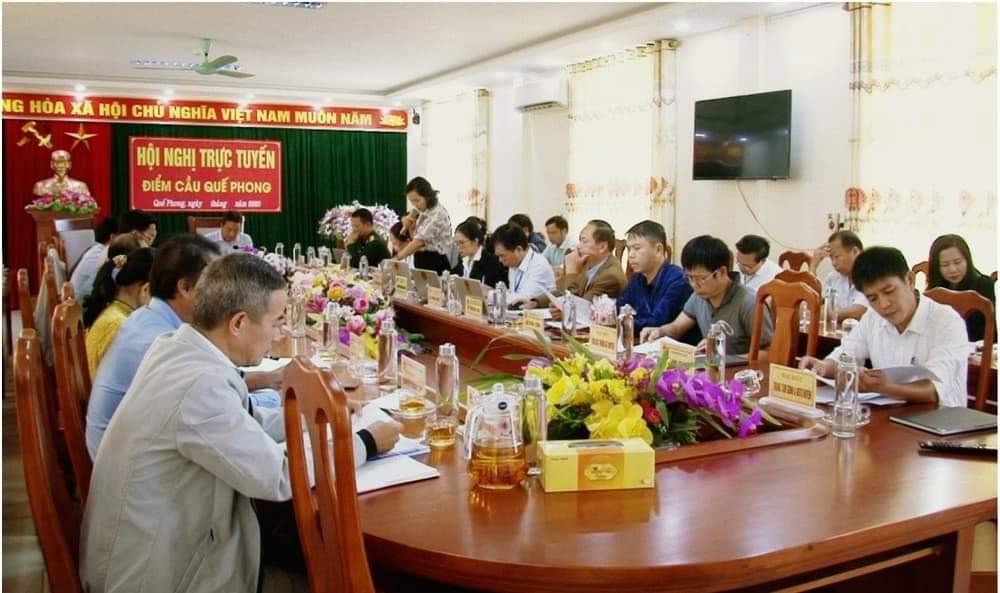 Hội nghị trực tuyến giữa huyện Quế Phong và các xã