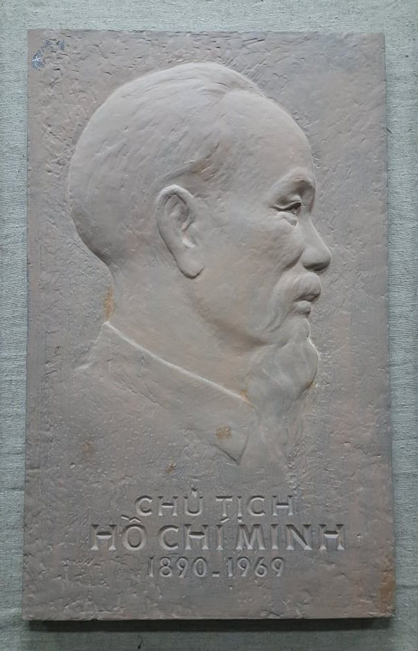 Tác phẩm Chủ tịch Hồ Chí Minh (1890 - 1969) của nhà điêu khắc Vương Học Báo