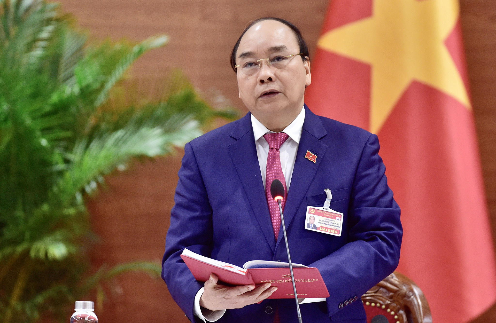 Thủ tướng Nguyễn Xuân Phúc phát biểu tại cuộc họp. - Ảnh: VGP