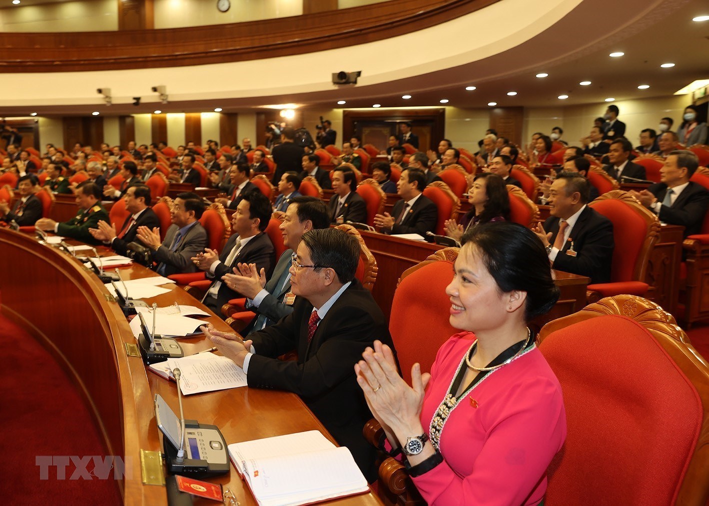 Các đồng chí Ủy viên Ban Chấp hành Trung ương khóa XIII dự Hội nghị (Nguồn: TTXVN)