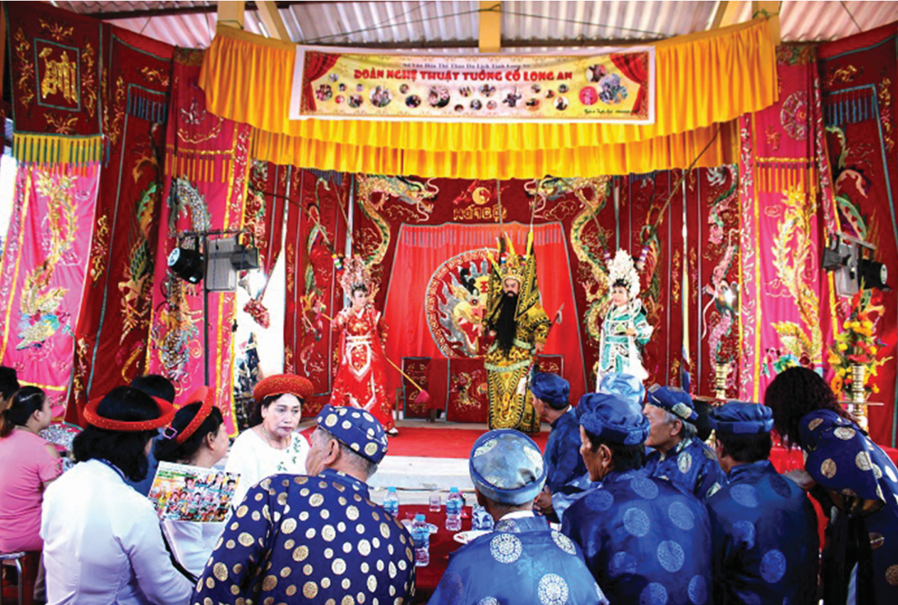 Biểu diễn nghệ thuật hát bội tại Lễ Kỳ Yên (tỉnh Long An)
