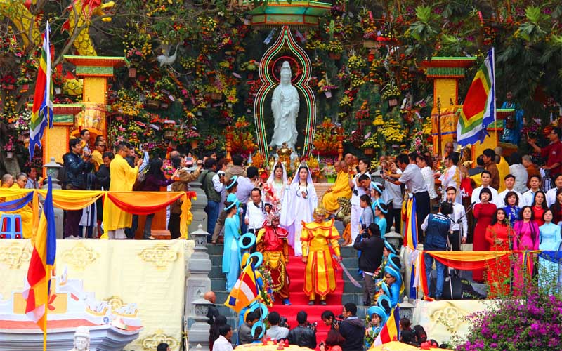 Lễ hội truyền thống Quán Thế Âm Ngũ Hành Sơn được đưa vào danh mục Di sản văn hóa phi vật thể quốc gia