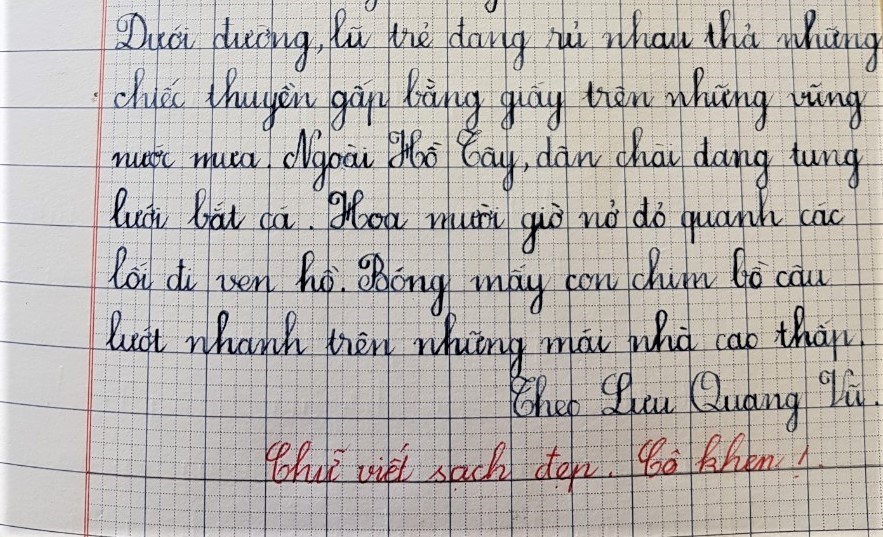Nét chữ được viết bằng chân của em Linh Thị Hồng.