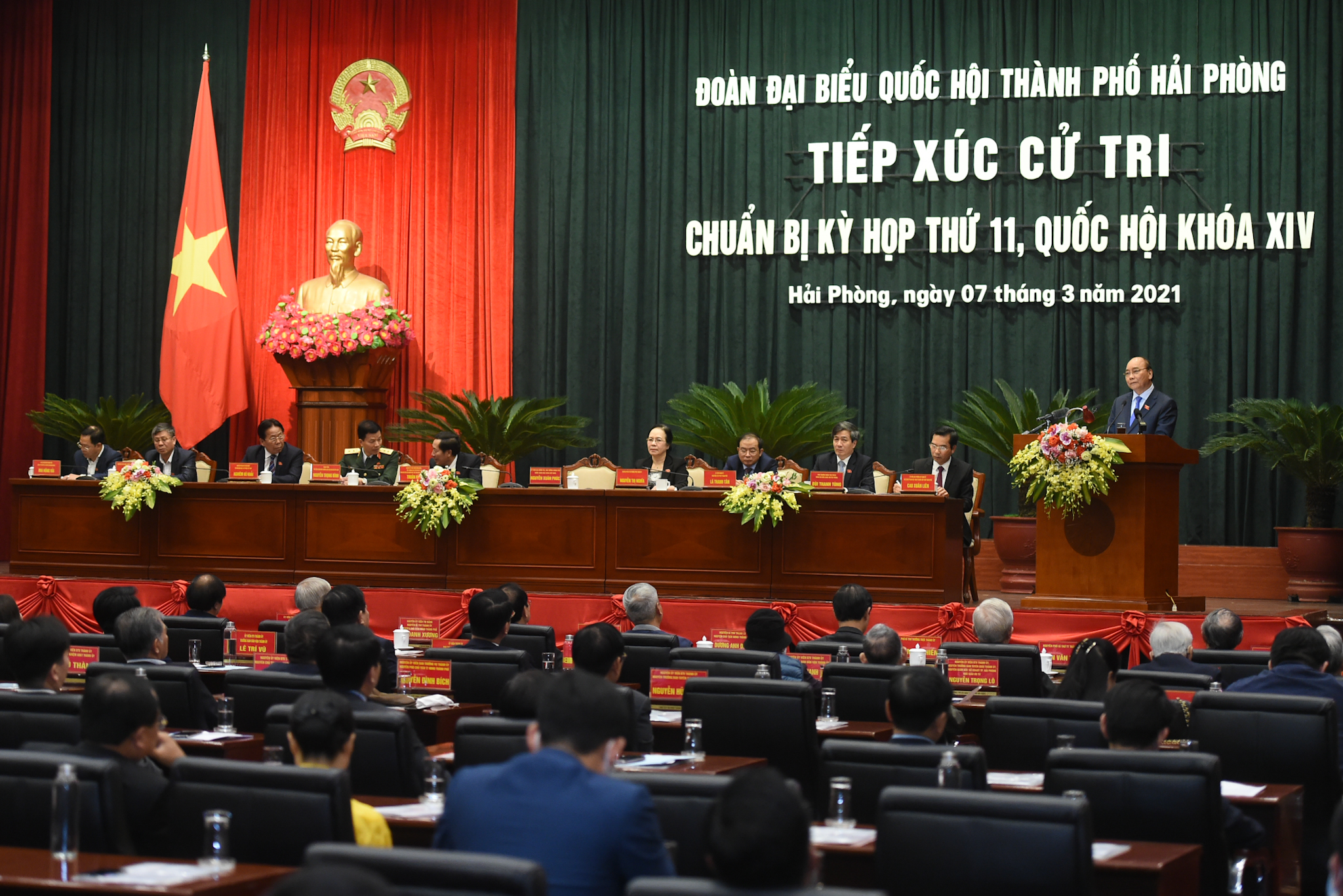 Thủ tướng Nguyễn Xuân Phúc tiếp xúc cử tri Thành phố Hải Phòng 8