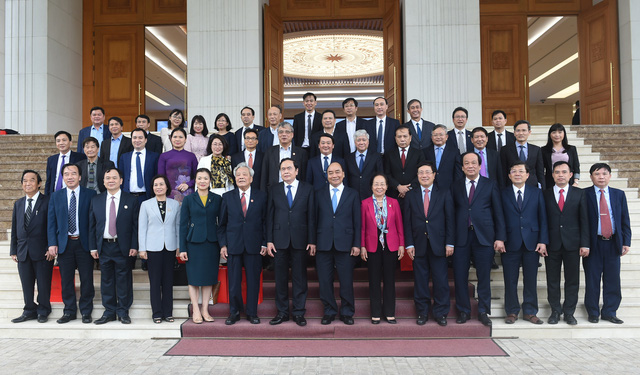 Thủ tướng Nguyễn Xuân Phúc và các đại biểu dự hội nghị. (Ảnh: VGP)