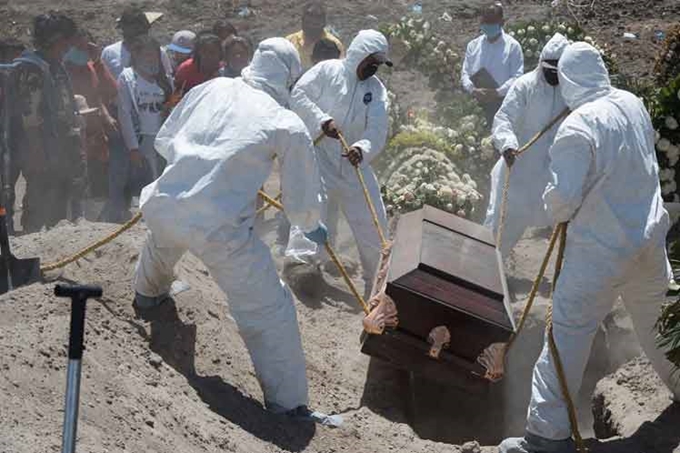 Số ca tử vong vì COVID-19 tại Mexico đã vượt quá 200.000 người (Ảnh: Prensa Latina)