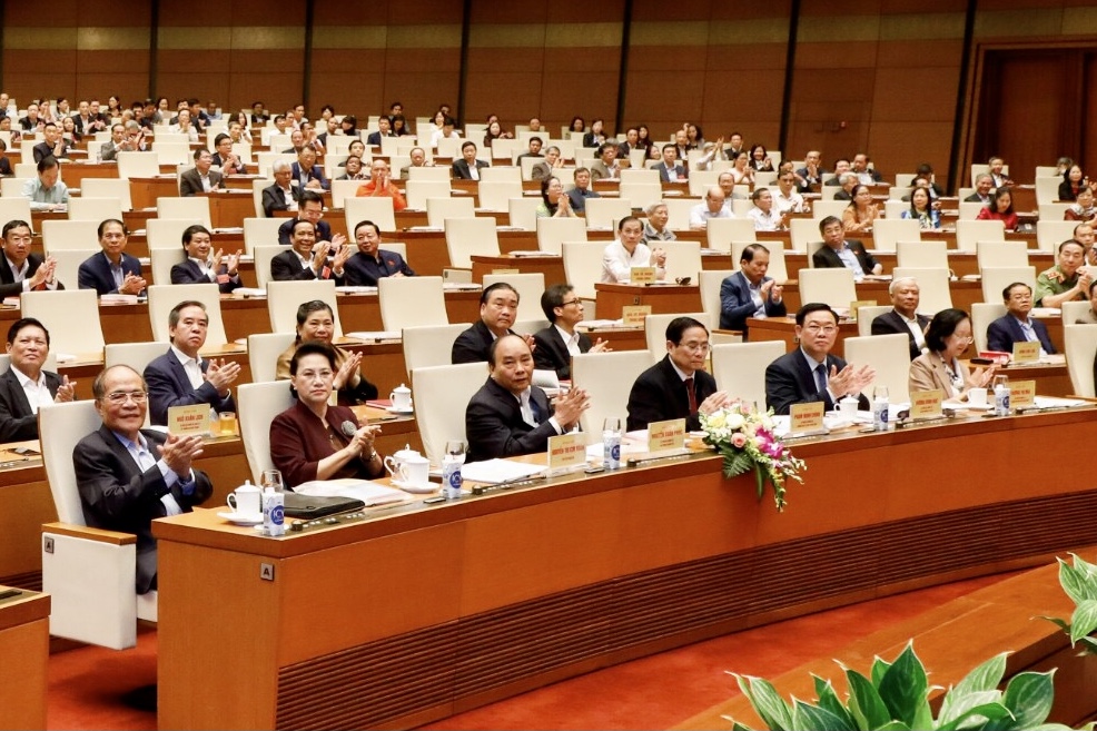 Các đồng chí lãnh đạo, nguyên lãnh đạo Đảng, Nhà nước, lãnh đạo bộ ngành Trung ương, địa phương dự hội nghị tại điểm cầu chính tại Phòng họp Diên Hồng, Nhà Quốc hội, Thủ đô Hà Nội.
