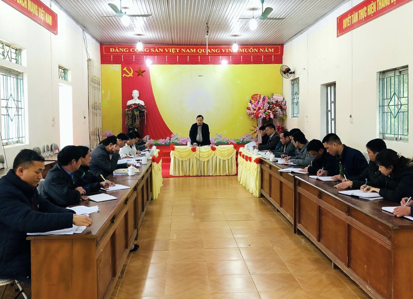 Lãnh đạo tỉnh Hà Giang kiểm tra công tác chuẩn bị bầu cử tại cơ sở