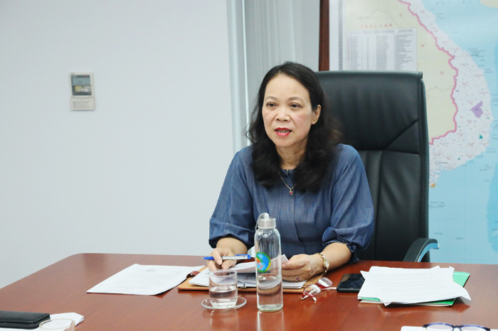 Thứ trưởng, Phó Chủ nhiệm UBDT Hoàng Thị Hạnh chủ trì buổi làm việc