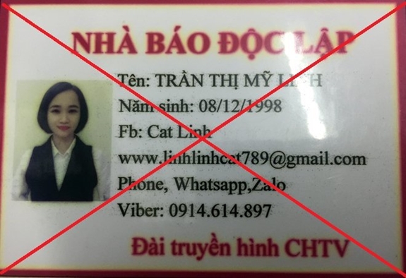 Thẻ "nhà báo" do các đối tượng tự làm để lừa bịp người dân. Ảnh: cand.com.vn