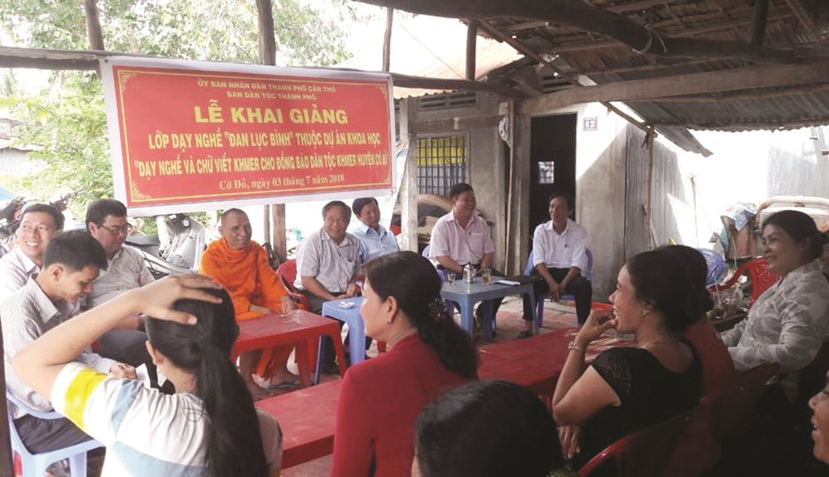 Dự án dạy nghề và tiếng Khmer của Ban Dân tộc TP. Cần Thơ đã hỗ trợ hàng trăm hộ gia đình tham gia dự án có việc làm thường xuyên.