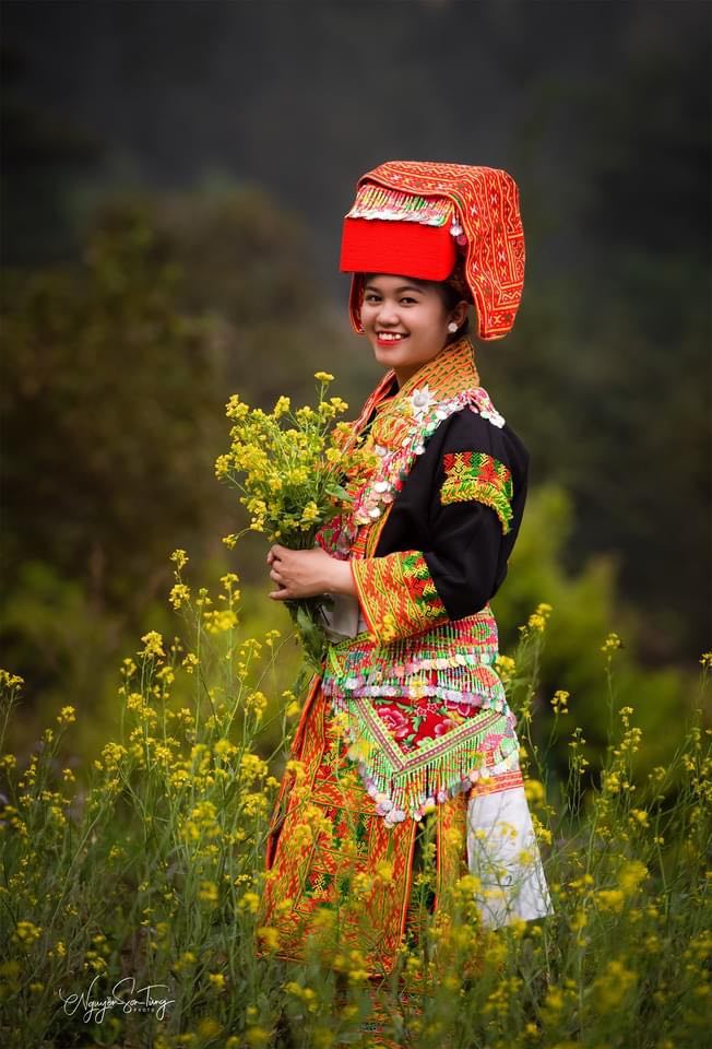 Trang phục của phụ nữ Dao Lô Gang (Lạng Sơn)