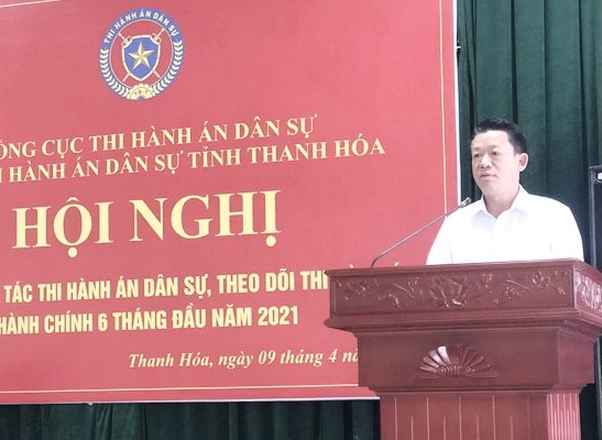 Ông Bùi Mạnh Khoa phát biểu tại một Hội nghị ở Thanh Hoá 