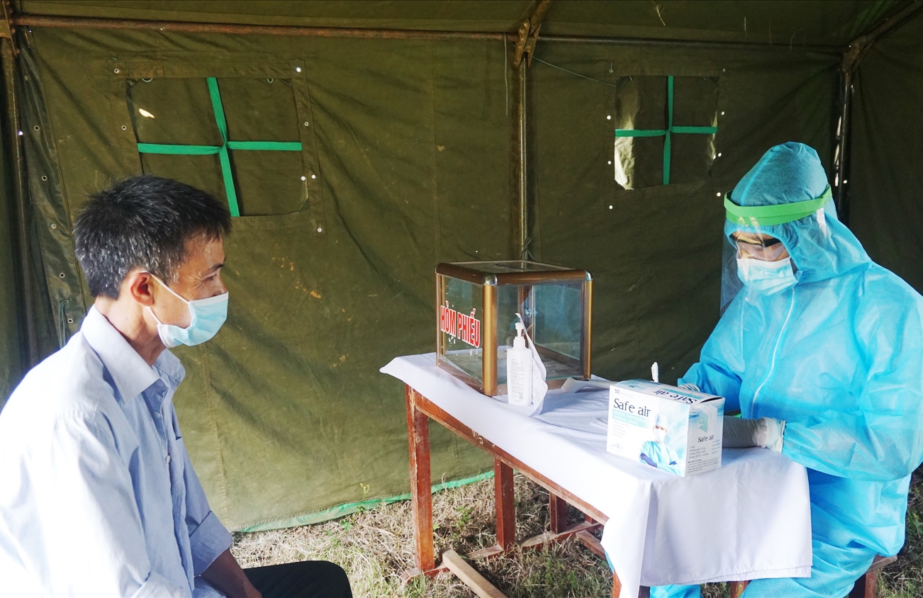 Lào Cai: Diễn tập bảo đảm y tế, phòng chống dịch Covid-19 phục vụ bầu cử 2