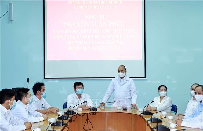 Chủ tịch nước Nguyễn Xuân Phúc phát biểu tại buổi làm việc với lãnh đạo Bệnh viện huyện Củ Chi. Ảnh: Thống Nhất/TTXVN