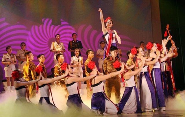  “Liên hoan ca múa nhạc toàn quốc - 2018” tại tỉnh Cao Bằng. Ảnh minh họa