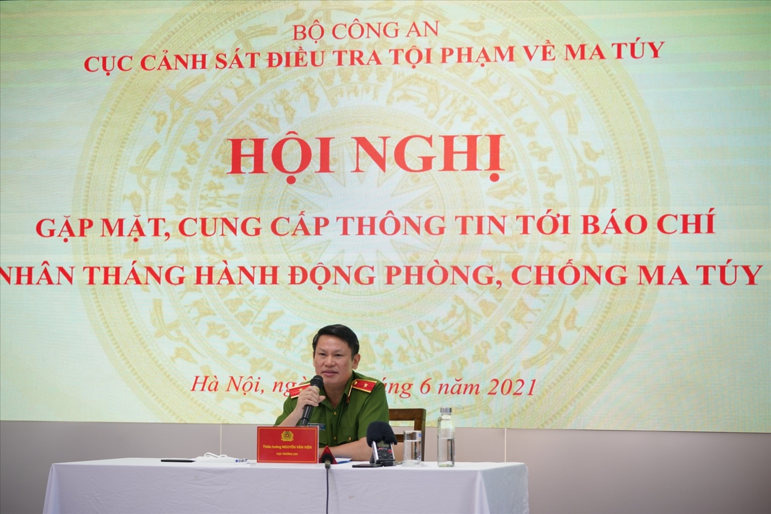 Thiếu tướng Nguyễn Văn Viện, Cục trưởng Cục Cảnh sát điều tra tội phạm về ma túy chủ trì Hội nghị