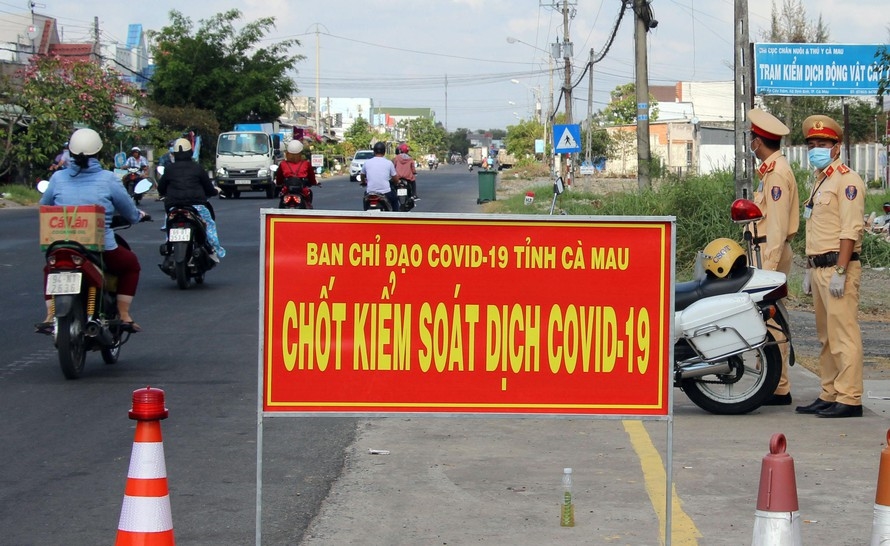 Trạm kiểm soát dịch Covid - 19 tại cửa ngõ tỉnh Cà Mau 