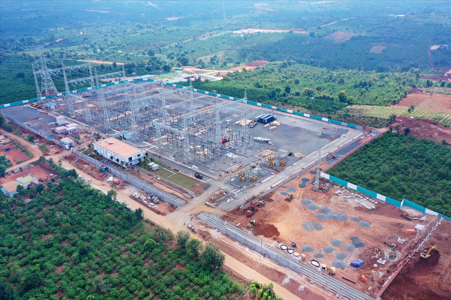 Toàn cảnh dự án Nhà máy Điện gió công suất 400MW của Trungnam Group tại Ea H’leo 