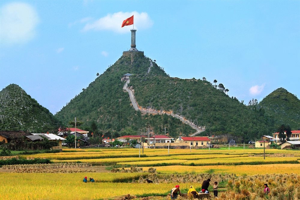 Vẻ đẹp hùng vĩ cao nguyên đá Hà Giang | Báo Dân tộc và Phát triển