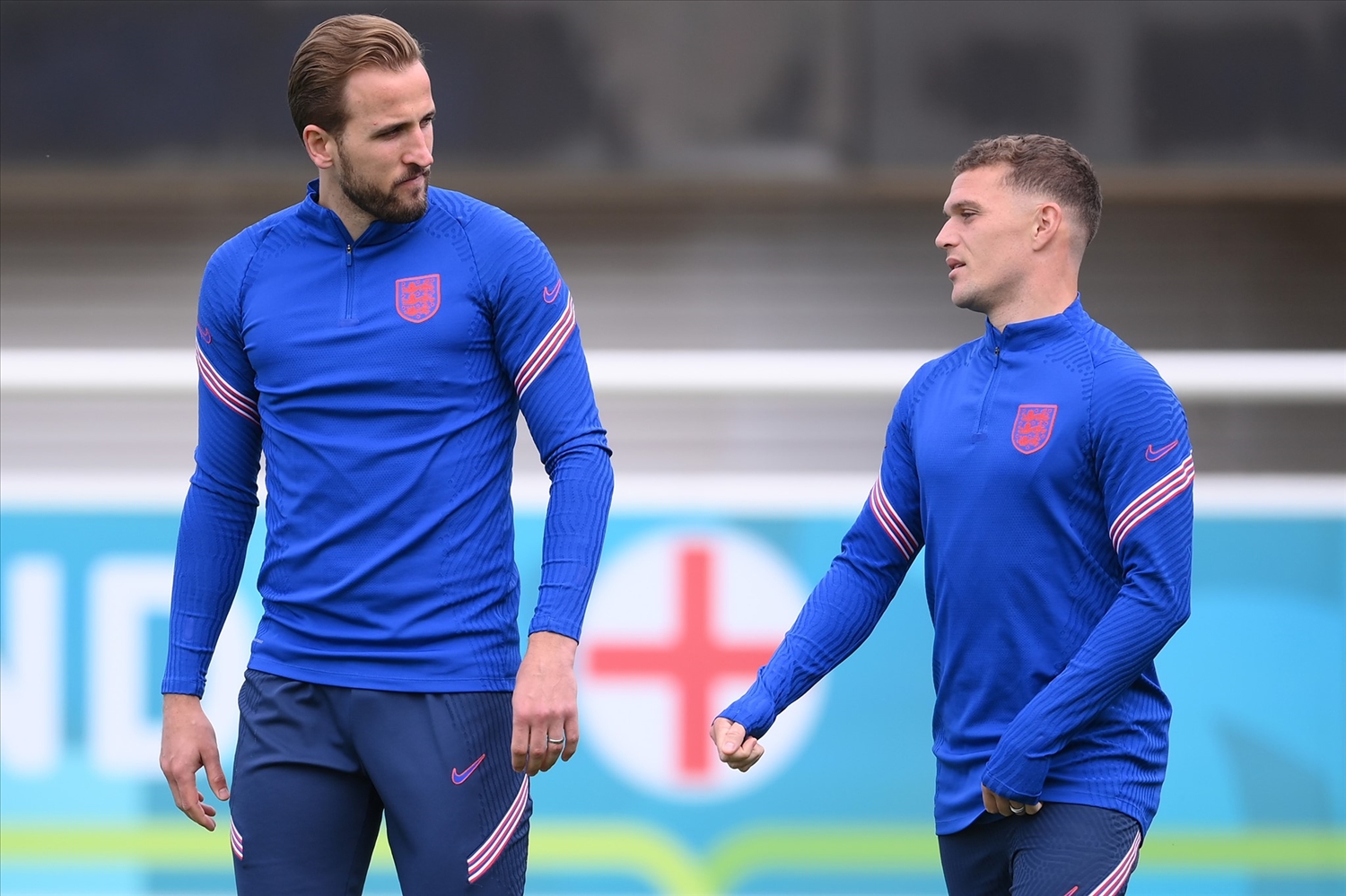 Với bốn bàn thắng từ đầu giải, Harry Kane (trái) sẽ là ngòi nổ quan trọng giúp Anh hy vọng vượt qua Italia trong trận chung kết EURO đầu tiên trong lịch sử. (Ảnh: EURO 2020) 