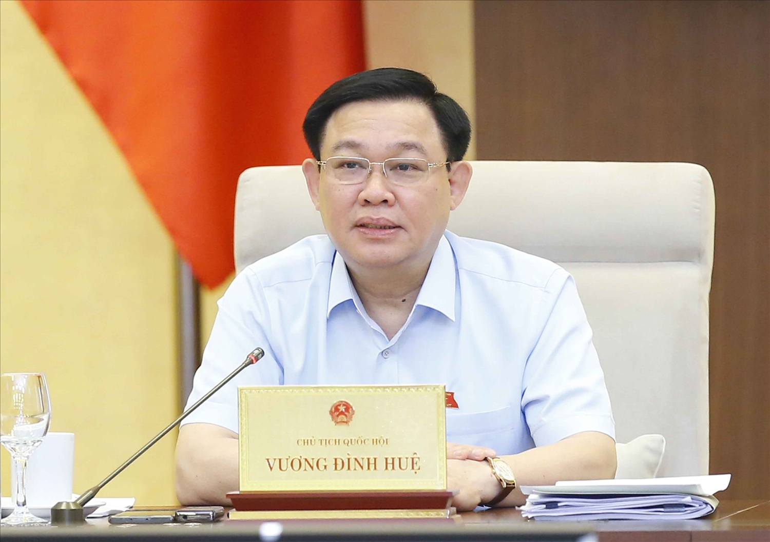 Chủ tịch Quốc hội Vương Đình Huệ điều hành phiên họp. Ảnh:VGP/Nguyễn Hoàng