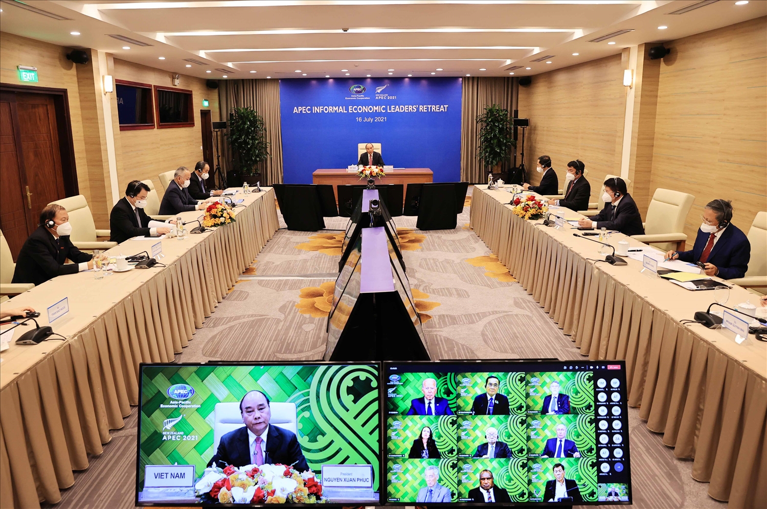 Chủ tịch nước Nguyễn Xuân Phúc: Việt Nam luôn trân trọng hợp tác APEC và sẽ cùng các thành viên thúc đẩy hợp tác trên tinh thần cùng phòng ngừa dịch bệnh. Ảnh: VGP