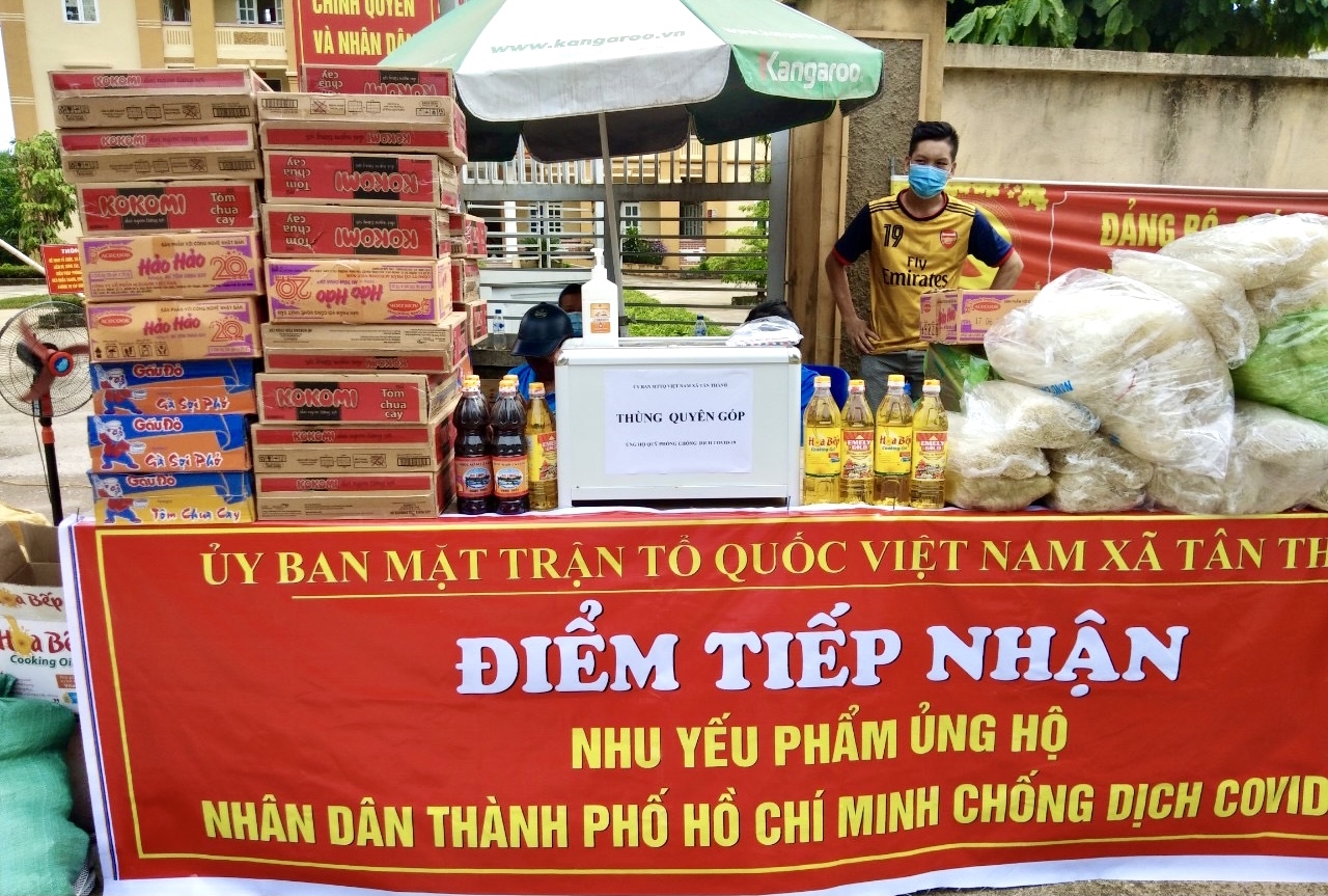 Điểm tiếp nhận nhu yếu phẩm quyên góp, ủng hộ Nhân dân TP. Hồ Chí Minh tại huyện Thường Xuân
