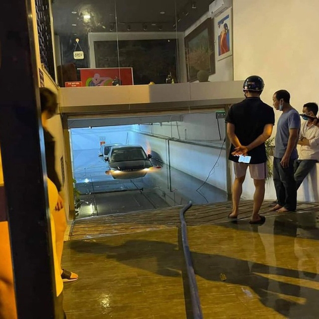 Hầm để xe bị mưa ngập (Ảnh minh họa: FB)