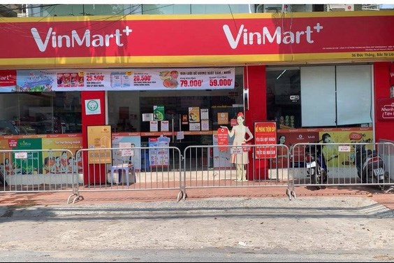 Cửa hàng VinMart+ phường Đức Thắng phong tỏa phục vụ công tác phòng chống dịch bệnh COVID-19