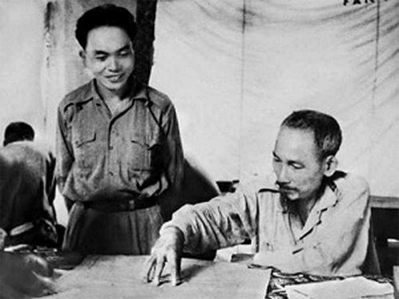 Đại tướng Võ Nguyên Giáp là học trò xuất sắc của Chủ tịch Hồ Chí Minh
