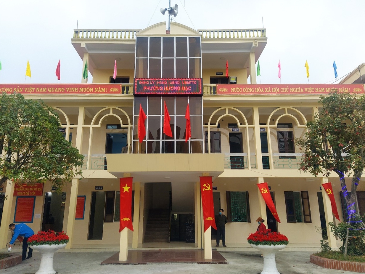 Trụ sở UBND phường Hương Mạc