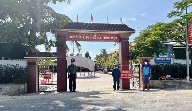 Trường Tiểu học Hà Tông Mục tại xã Tùng Lộc, huyện Can Lộc, tỉnh Hà Tĩnh đang trở thành chỗ cách ly tập trung