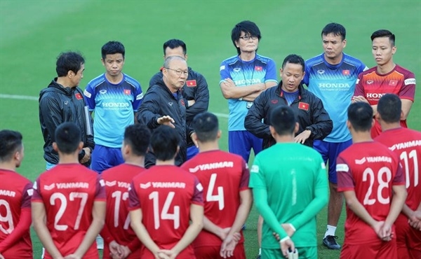 HLV Park Hang-seo và các trợ lý sẽ giúp các cầu thủ tại tuyển Việt Nam và đội U23 có sự chuẩn bị tốt cho hai giải đấu lớn sắp tới
