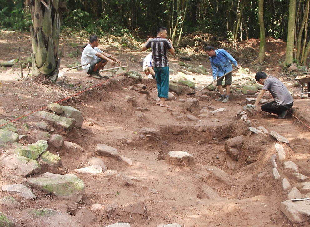 Hiện trường khai quật khảo cổ di tích