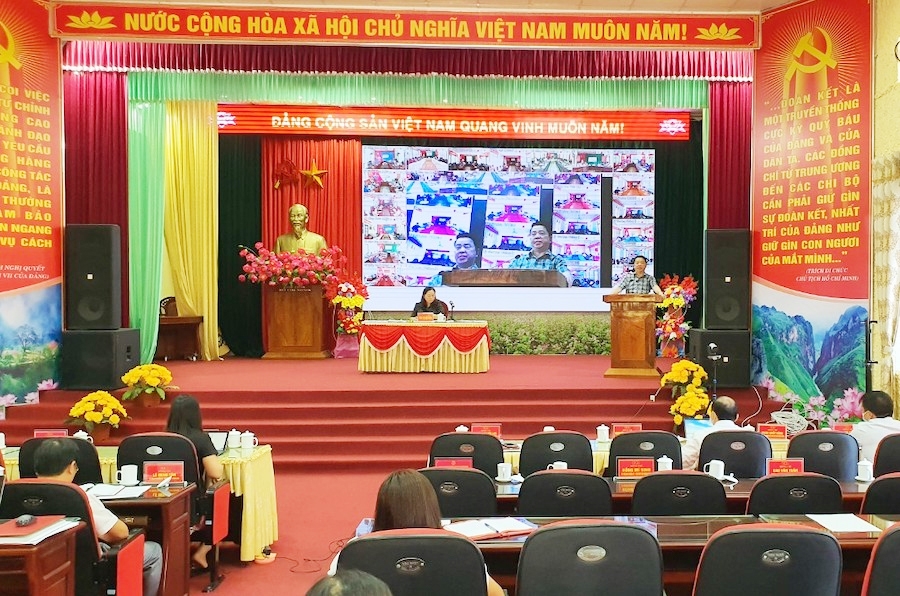 Trưởng Ban Dân vận Tỉnh ủy Trần Mạnh Lợi phát biểu tại Hội nghị